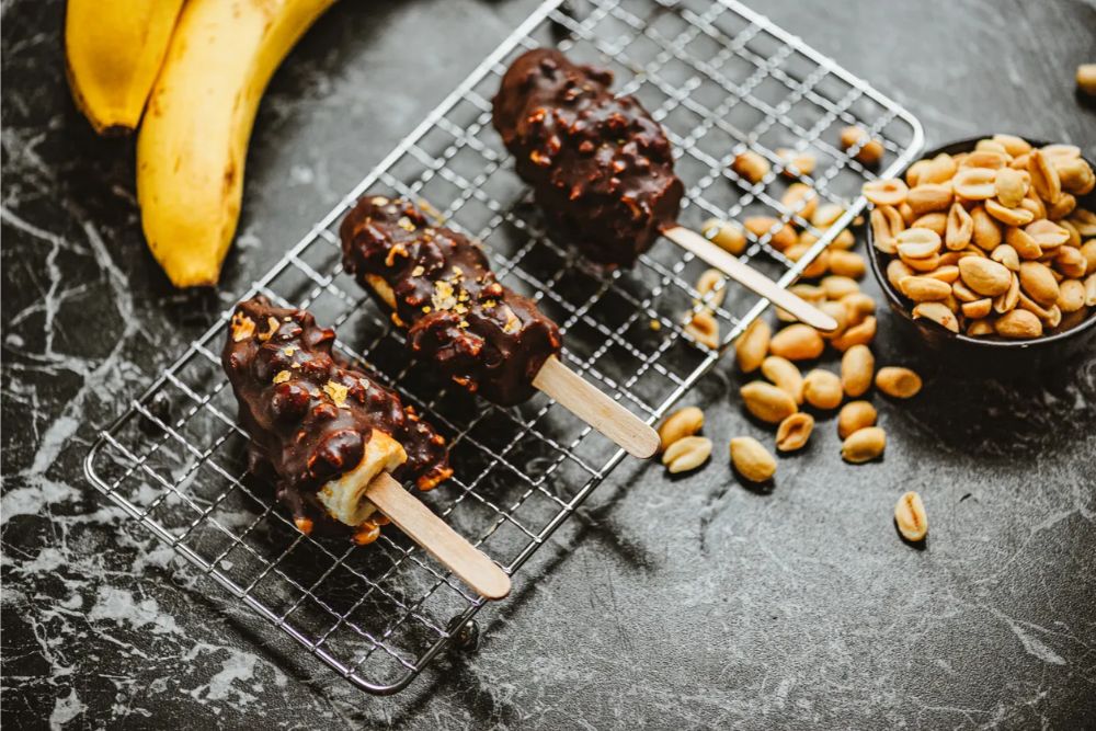 Snack glacé chocolat et fruits